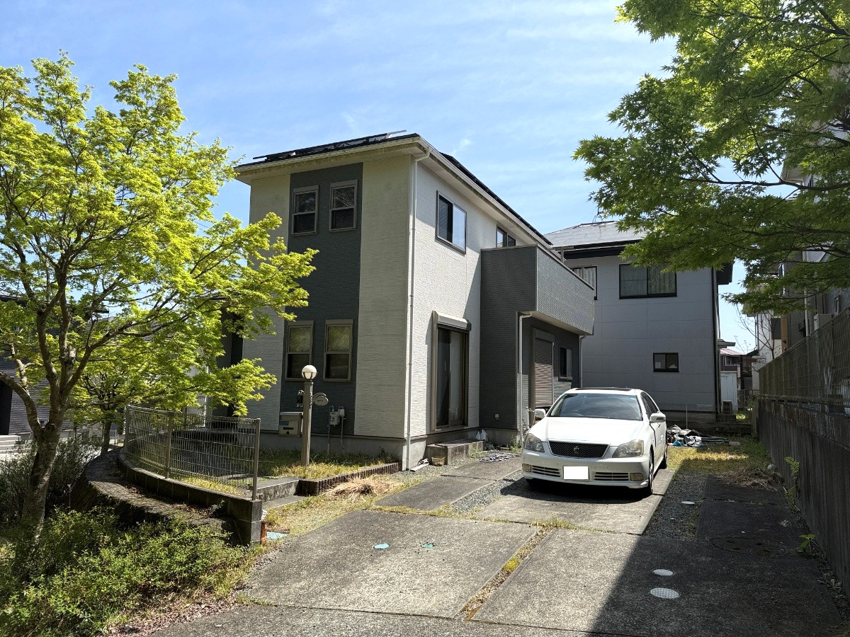 裾野市呼子2丁目戸建て